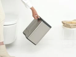 Brabantia Bo Touch Bin 7 Liter Met Kunststof Binnenemmer Matt Steel Fpp -Brabantia Bo Waste Bin 7L Matt Steel Fingerprint Proof 8710755222962 Brabantia 300dpi 4810x3608px 6 NR 30362