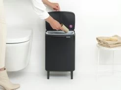 Brabantia Bo Hi Afvalemmer 12 Liter Matt Black -Brabantia Bo Waste Bin Hi 12L Matt Black 8710755227226 Brabantia 300dpi 5180x3885px 6 NR 30456