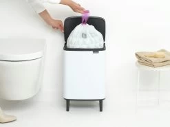 Brabantia Bo Hi Afvalemmer 12 Liter White -Brabantia Bo Waste Bin Hi 12L White 8710755227240 Brabantia 300dpi 5180x3885px 6 NR 30467