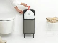 Brabantia Bo Hi Afvalemmer 7 Liter Platinum -Brabantia Bo Waste Bin Hi 7L Platinum 8710755227202 Brabantia 300dpi 5180x3885px 6 NR 30451