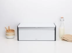 Brabantia Broodtrommel Met Klepdeksel Wit -Brabantia Fall Front Bread Bin White 8710755306006 Brabantia 96dpi 1000x750px 7 NR 21267