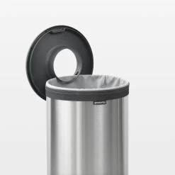 Brabantia Wasbox 35 Liter Met Kunststof Deksel Matt Steel / Dark Grey 13 Brabantia Wasbox 35 Liter Met Kunststof Deksel Matt Steel / Dark Grey -Brabantia Laundry Bin 35L Plastic Lid Matt Steel 8710755103469 Brabantia 3965x3965px 6 NR 4131