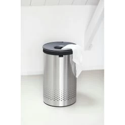 Brabantia Wasbox 60 Liter Met Kunststof Deksel Mat 20 Brabantia Wasbox 60 Liter Met Kunststof Deksel Mat -Brabantia Laundry Bin 60L Plastic Lid Matt Steel 8710755105166 Brabantia 1000x1000px 7 NR 2266