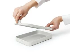 Brabantia Make Take Lunchbox Plat, Kunststof Light Grey 12 Brabantia Make Take Lunchbox Plat, Kunststof Light Grey -Brabantia Make Take Lunch Box Flat Plastic Light Grey 8710755202841 Brabantia 300dpi 7600x5700px 6 NR 28344