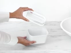 Brabantia Mindset Badkamer Afvalbakje White 10 Brabantia Mindset Badkamer Afvalbakje White -Brabantia MindSet Bathroom Waste Caddy White 8710755303388 Brabantia 300dpi 3751x2814px 6 NR 27155