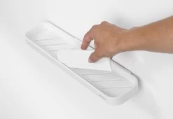 Brabantia Mindset Doucheplanchet Met Wisser White 10 Brabantia Mindset Doucheplanchet Met Wisser White -Brabantia MindSet Shower Shelf with Squeegee White 8710755303623 Brabantia 300dpi 5830x4000px 6 NR 27177