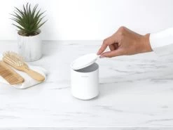 Brabantia Mindset Opbergpotje Mineral Infinite White -Brabantia MindSet Storage Pot Mineral Fresh White 8710755303302 Brabantia 300dpi 3429x2572px 6 NR 27136