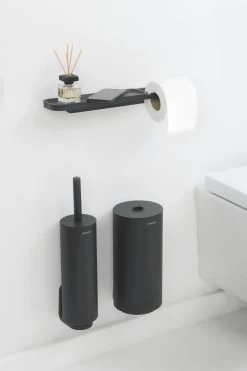 Brabantia Mindset Toiletrolhouder Met Plankje Mineral Infinite Grey 12 Brabantia Mindset Toiletrolhouder Met Plankje Mineral Infinite Grey -Brabantia MindSet Toilet Roll Holder with Shelf Mineral Infinite Grey 8710755303128 Brabantia 300dpi 2034x3051px 6 NR 27096 220312 143233