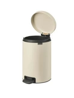 Brabantia Pedaalemmer Newlcon 12 Liter Soft Beige -Brabantia NewIcon Pedal Bin 12L Soft Beige 8710755149924 Brabantia 300dpi 4500x6000px 6 NR 27486