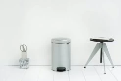 Brabantia Pedaalemmer Newlcon 12 Liter Metallic Grey -Brabantia Pedal Bin newIcon 12L Metallic Grey 8710755113680 Brabantia 5760x3840px 6 NR 2867