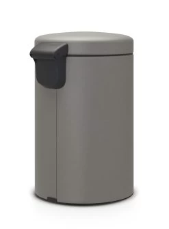 Brabantia Pedaalemmer Newlcon 12 Liter Mineral Concrete Grey -Brabantia Pedal Bin newIcon 12L Mineral Concrete Grey 8710755119149 Brabantia 3307x4488px 6 NR 12555