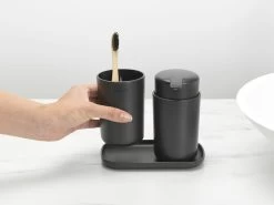 Brabantia Badkameraccessoires Set Van 3 Dark Grey -Brabantia ReNew Bathroom Accessory set of 3 Dark Grey 8710755280368 Brabantia 300dpi 5891x4419px 6 NR 20088