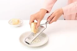 Brabantia Profile Raspschaaf -Brabantia Slice Grater Profile 8710755250941 Brabantia 96dpi 1000x666px 7 NR 19776