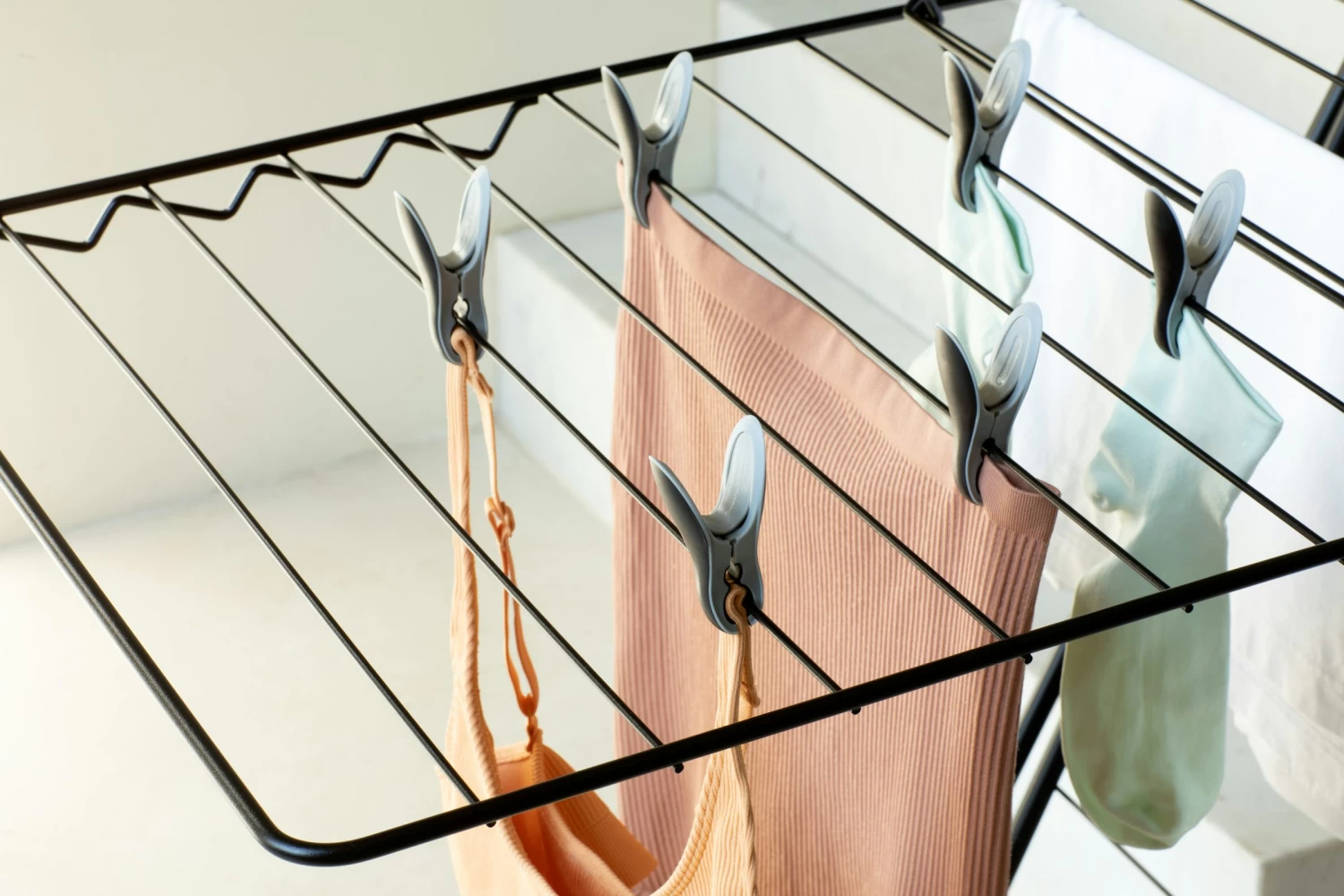 Brabantia Wasknijpers Set Van 8 Black - Grey 4 Brabantia Wasknijpers Set Van 8 Black - Grey - Afbeelding 2