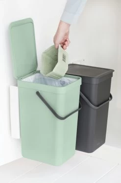 Brabantia Sort En Go Inbouwemmer 2x16 Liter Jade Green Grey -Brabantia Sort Go Built in Bin 2 x 16L Jade Green Grey 8710755214462 Brabantia 300dpi 3840x5760px 6 NR 25802