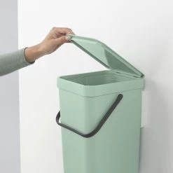 Brabantia Sort & Go Afvalemmer 12L Jade Green 20 Brabantia Sort & Go Afvalemmer 12L Jade Green -Brabantia Sort Go Waste Bin 12L Jade Green 8710755211829 Brabantia 300dpi 3794x3794px 6 NR 25766