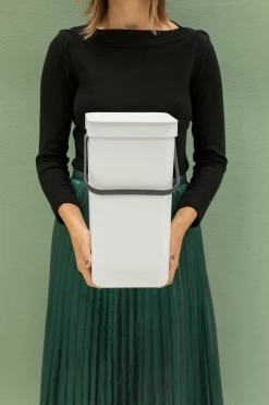 Brabantia Sort En Go Afvalemmer 12 Liter Light Grey 15 Brabantia Sort En Go Afvalemmer 12 Liter Light Grey -Brabantia Sort Go Waste Bin 12L Light Grey 8710755213281 Brabantia 300dpi 4480x6720px 6 NR 25820