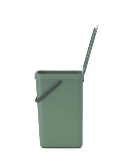 Brabantia Sort & Go Afvalemmer 12 Liter Fir Green 10 Brabantia Sort & Go Afvalemmer 12 Liter Fir Green -Brabantia Sort Go Waste Bin 16L Fir Green 8710755129827 Brabantia 300dpi 3888x5184px 6 NR 21361