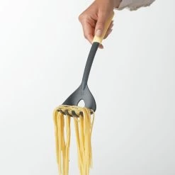 Brabantia Tasty+ Spaghettilepel Plus Maatje Vanilla Yellow -Brabantia Spaghetti Spoon plus Measure ToolTASTY Vanilla Yellow 8710755122705 Brabantia 300dpi 4622x4622px 6 NR 15273