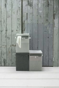 Brabantia Wasbox Stapelbaar 35 Liter Green -Brabantia Stackable Laundry Box 35L Green 8710755120466 Brabantia 300dpi 3840x5760px 6 NR 13874