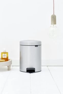 Brabantia Pedaalemmer Newlcon 5 Liter Metallic Grey -Brabantia bebe94caa5ea6a30857dba4c12fc34bb
